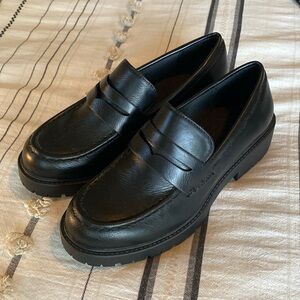 Soda “Hender” Chunky Loafers